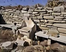 Resti e seggio di Mosè nell’antica sinagoga di Delo